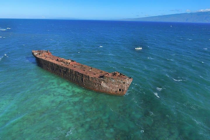 Explore Lanai’s Hidden Coast: A Full-Day Private Snorkeling Charter Adventure photo 2
