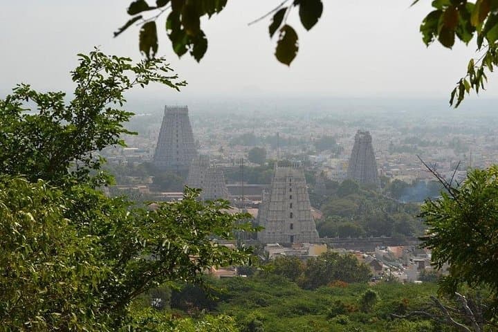Guided Tiruvannamalai Tour & Arunachala Trek: Temple, Ashram & Girivalam photo 3