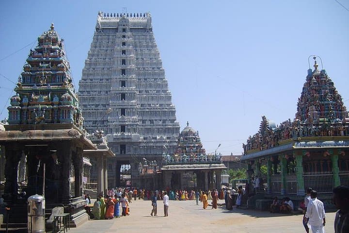 Guided Tiruvannamalai Tour & Arunachala Trek: Temple, Ashram & Girivalam photo 4