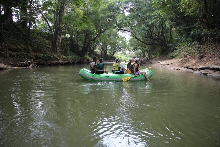Safari Float: Penas Blancas River Wildlife Raft in La Fortuna, Costa Rica photo 4