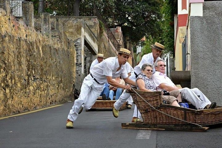 Monte Toboggan Sledge Ride in Funchal — Private Half‑Day Carreiros do Monte Experience photo 3