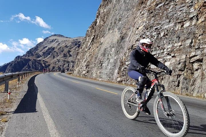 Inca Jungle to Machu Picchu: 4-Day Bike, Trek & Zipline Adventure photo 2