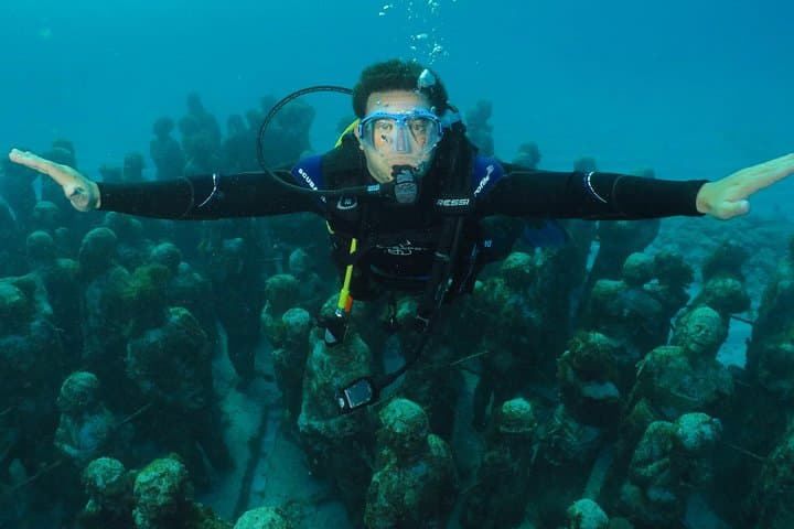 Beginner Scuba at Cancun's Underwater Museum & Manchones Reef photo 5
