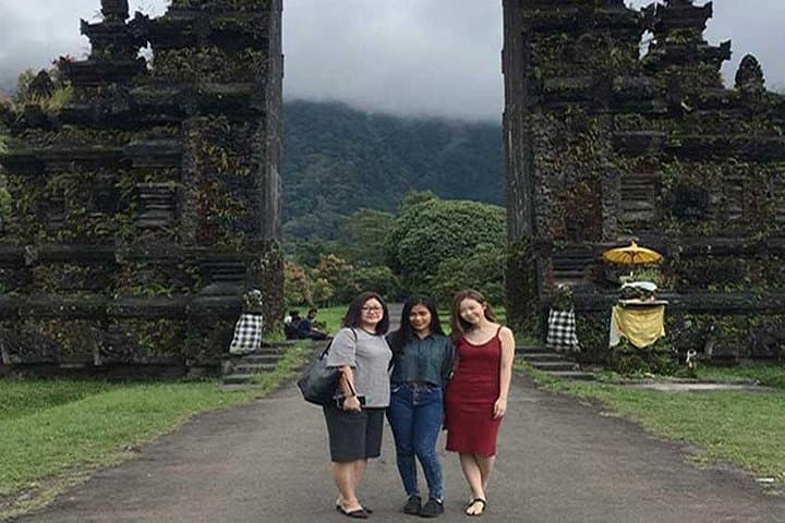 Bali Bedugul Day Tour: Handara Gate, Wanagiri & Ulun Danu to Tanah Lot Sunset photo 3