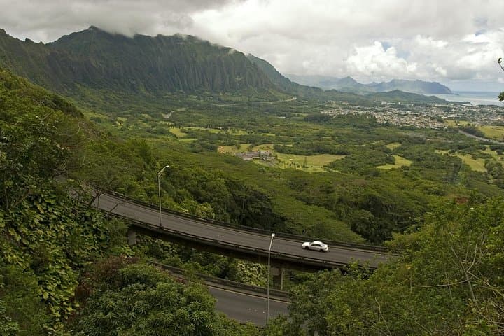 Private Windward Oahu Tour: Hanauma Bay, Diamond Head & Kahala Mansions photo 5