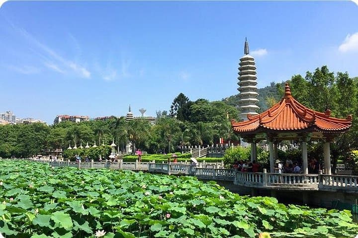 Xiamen Day Tour: Nanputuo Temple, Huli Mountain Fort & Gulangyu Island photo 4