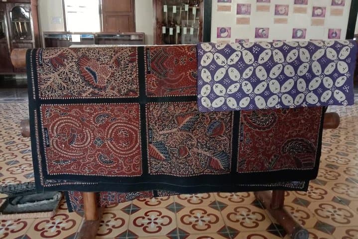 Hands-On Javanese Arts at Java Culture Museum: Batik, Masks & Dance in Yogyakarta photo 2