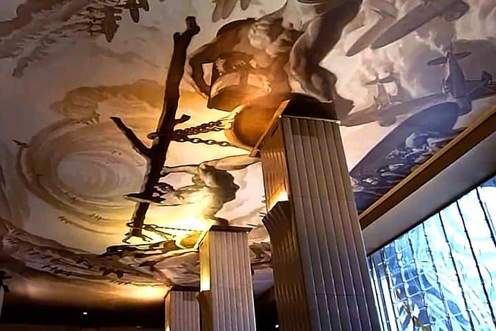 Renegade Rockefeller: Private Artified Christmas Walking Tour photo 5