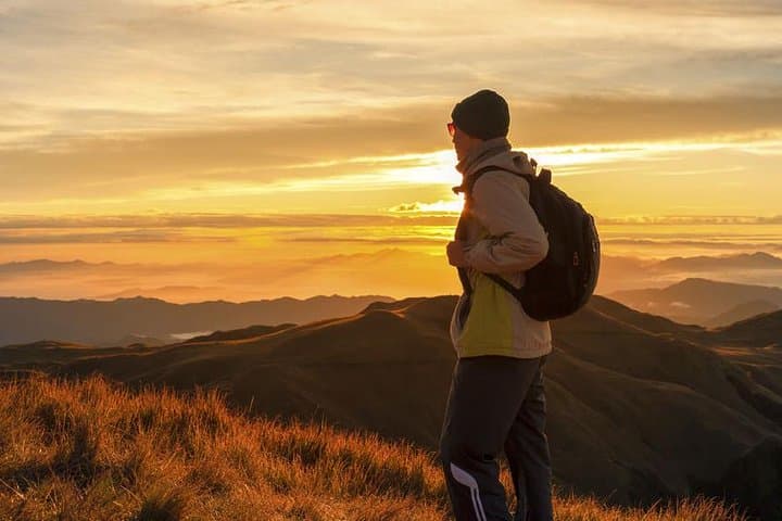 Mount Batur Sunrise Trek: Summit Breakfast, Hot Springs & Coffee Farm Visit
