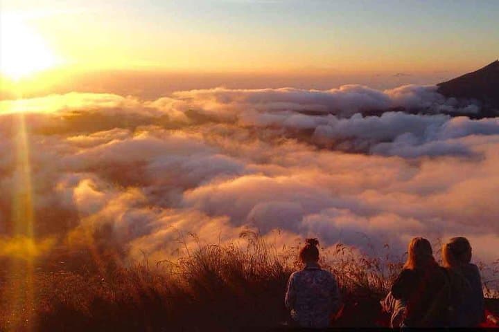 Mount Batur Sunrise Trek: Summit Breakfast, Hot Springs & Coffee Farm Visit photo 2