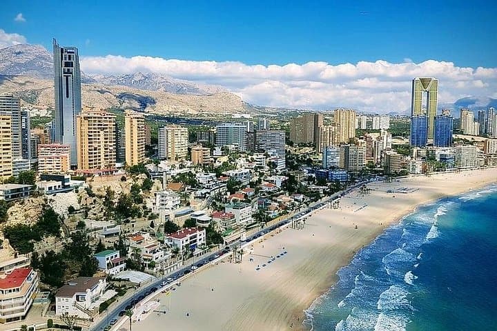 Private 4-Hour Alicante City Tour: Santa Bárbara, Explanada & Coastal Sights photo 1