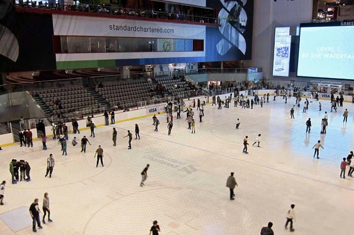 Inside Dubai Ice Rink: 90-Minute Skate Experience at Dubai Mall photo 3