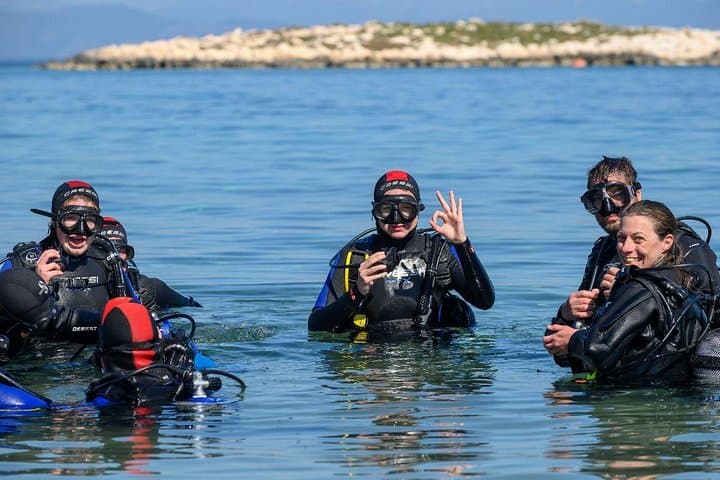 Beginner Scuba Diving in Anavyssos: 3.5-Hour Intro with Pro Instructors photo 2