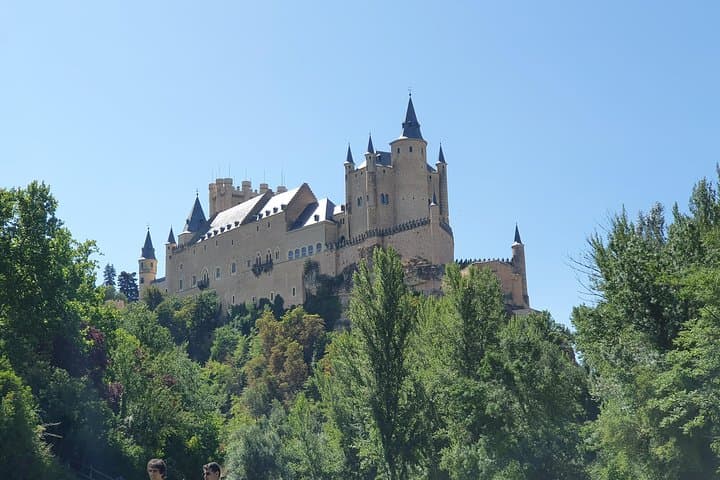 Day Trip from Madrid: Private Toledo and Segovia Tour with Hotel Pickup