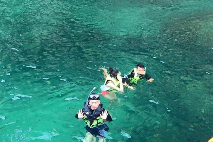 Krabi 4-Islands Sunset Snorkel and Seafood Dinner photo 4
