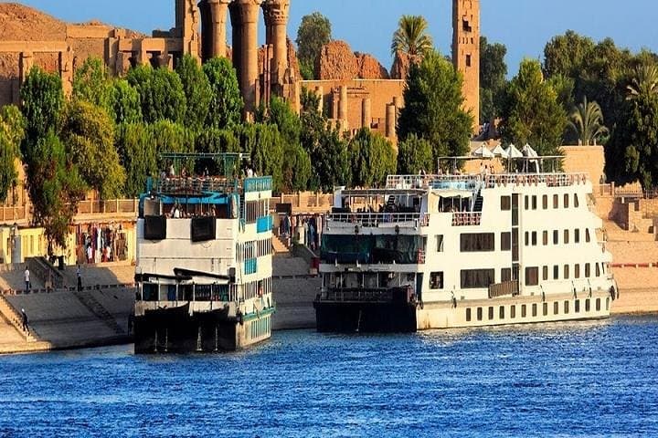 3-Night Deluxe Nile Cruise from Aswan to Luxor with Abu Simbel photo 4