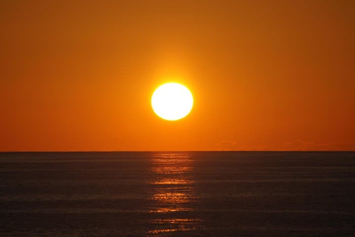 Destin Tiki Sunset Cruise — Original Cruisin' Tikis 90-Min Sunset Boat Experience photo 3