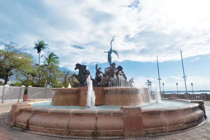 Old San Juan Walking Tour: Explore Forts, Paseo de la Princesa and Colonial Streets