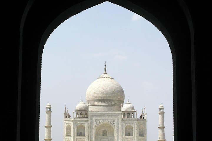 Same-Day Taj Mahal Tour from Mumbai: Flights, Guide & Practical Tips photo 3