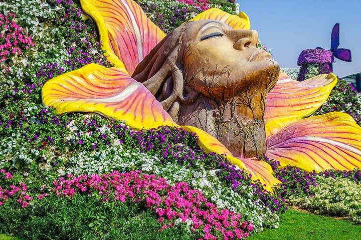 Exploring Dubai Miracle Garden: A Three-Hour Floral Oasis in the Desert photo 2