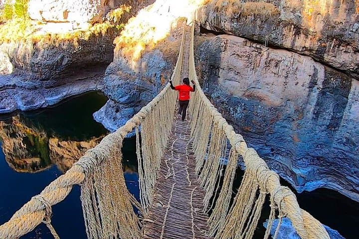 Q'eswachaka Inca Bridge and Four Lagoons Day Tour from Cusco
