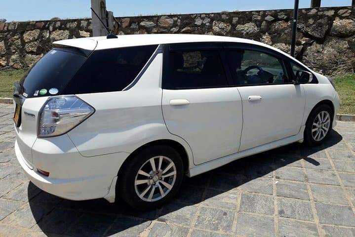Colombo Airport to Heritage Ambepussa Private Transfer — Smooth 1–1.5 Hour Ride from CMB photo 5