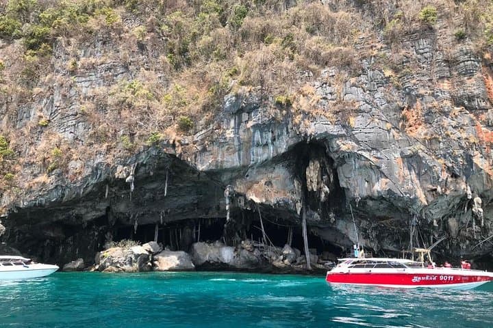 Phi Phi Islands Speedboat Tour: Early-Access Maya Bay, Snorkeling & Bamboo Island Lunch photo 4