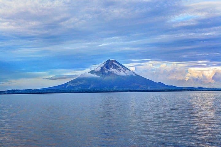 Ometepe Island Day Tour — Charco Verde Lagoon, Hot Springs and Ceibo Museum photo 2