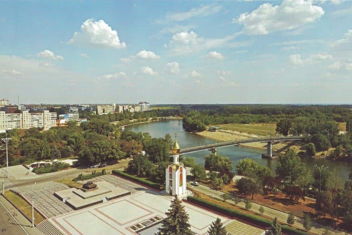 Inside Transdniestria: Tiraspol, Bender Fortress & Milestii Mici Cellars photo 5