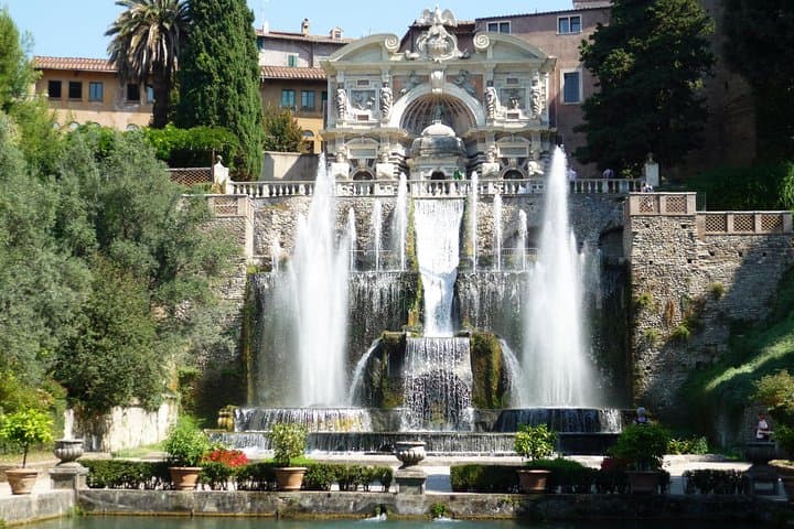 Private Tivoli Day Tour: Villa d'Este & Hadrian's Villa Guided Experience photo 2