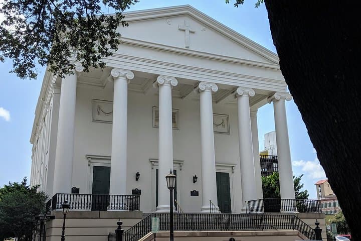 Savannah Historic District and Tybee Island Private Guided Tour: 4-Hour Coastal History Drive photo 4