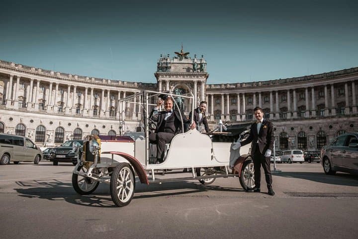 Vienna Electro-Vintage Culinary Sightseeing — 3-Course Progressive Menu Through the First District photo 4