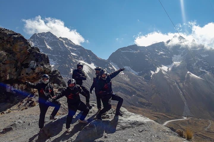 Death Road Full-Suspension Bike Tour From La Paz — 64km Downhill Adventure photo 4