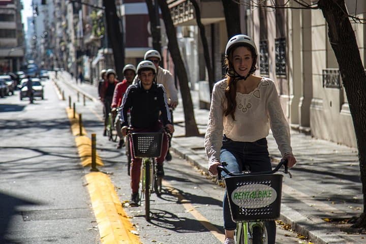 Cycle Palermo to Recoleta: 4‑Hour Bike Tour Through Buenos Aires’ Parks and Monuments photo 2
