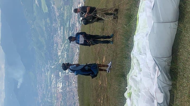 Medellín Paragliding Tour: Tandem Flights Over the Aburrá Valley photo 6