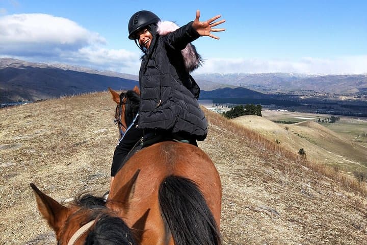 Golden Hills Horse Trek — Lake Dunstan Top Hill Ride in Central Otago photo 5