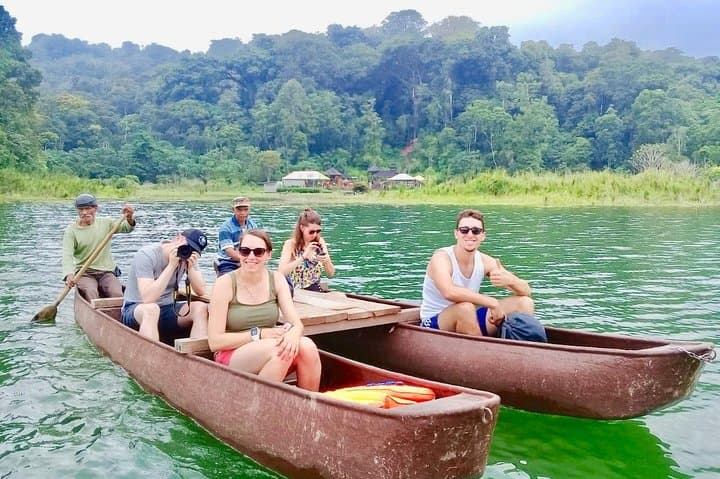 Trekking Tamblingan: Forest Trails, Crater Lake Canoe & Ulun Danu Temple photo 5
