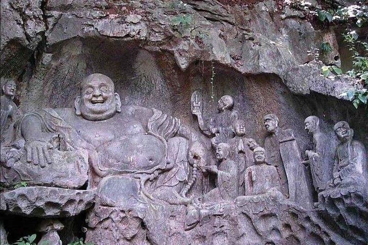 West Lake Private Day Tour: Lingyin Temple, Longjing Tea & Boat Cruise photo 3