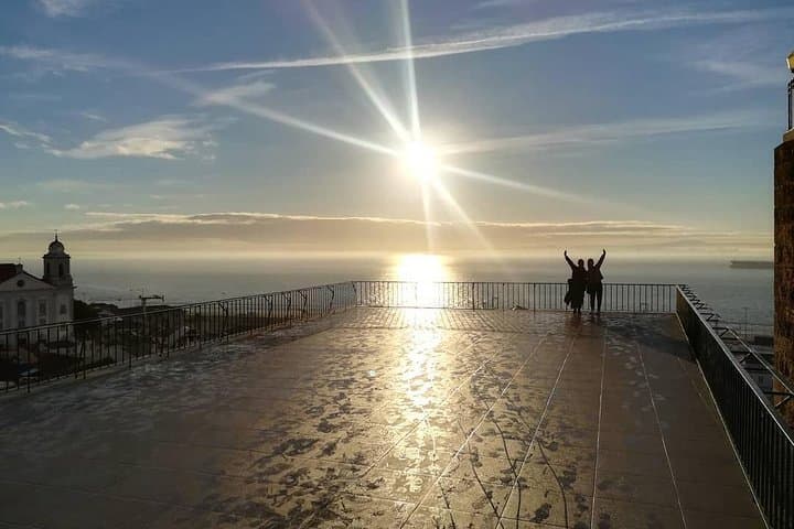 Lisbon Running Tour: 10K Sight-Run Through Alfama, Miradouros & Praca do Comercio photo 3