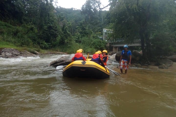 Gopeng White River Rafting Transfer & Kellie's Castle Half-Day Adventure photo 5