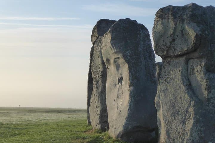 Private Stonehenge and Bath City Tour from Bath — Local Guide & Transport Included photo 4
