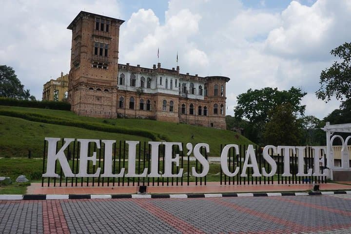 Kellie's Castle and Gopeng White Water Rafting Day Tour from Kuala Lumpur