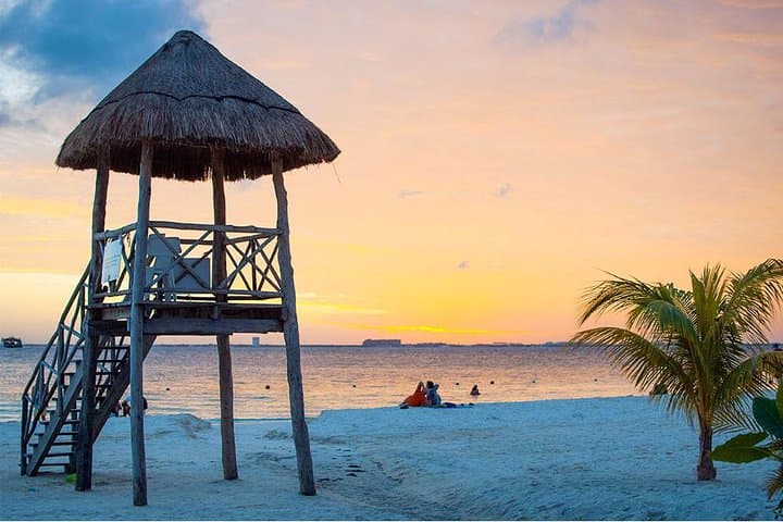 Isla Mujeres Deluxe: Private Boat, Snorkel & Downtown Free Time from Playa del Carmen photo 2