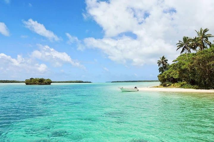 Isla Mujeres Deluxe: Private Boat, Snorkel & Downtown Free Time from Playa del Carmen photo 5