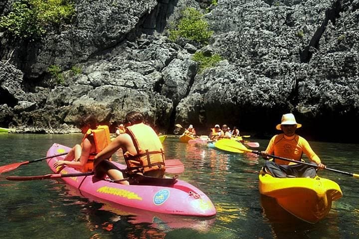 Sea Kayaking Ang Thong National Marine Park from Koh Samui: Emerald Lagoons & Limestone Cliffs photo 4