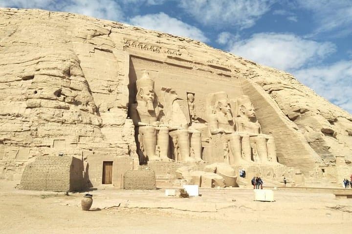 Overnight Aswan & Abu Simbel Temples from Luxor: Philae, High Dam and Abu Simbel Tour