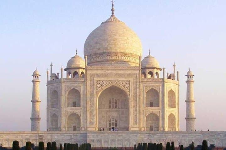 Same-Day Taj Mahal by Gatimaan Express Train from Delhi (With Lunch) photo 3