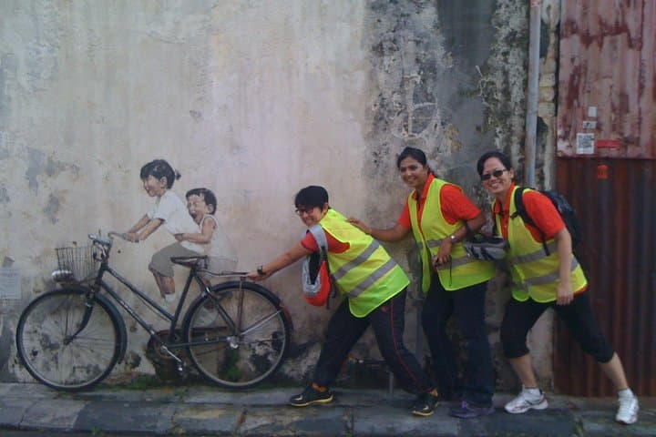 George Town Heritage Bike & Trishaw Tour — Penang Culture, Street Food & History photo 2