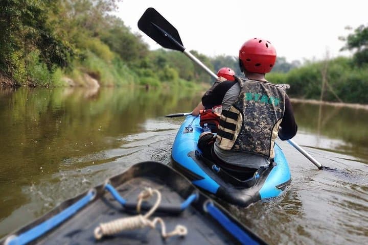 Canoe & Kayak on the Kwai River: 2-Hour Guided Paddle from Kanchanaburi