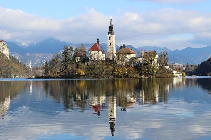 Private Day Tour from Zagreb to Lake Bled and Ljubljana photo 2